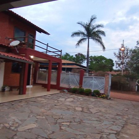 Pousada Central Santana Do Riacho Luaran gambar