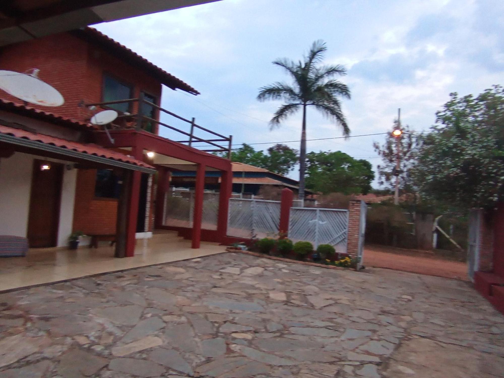 Pousada Central Santana Do Riacho Luaran gambar